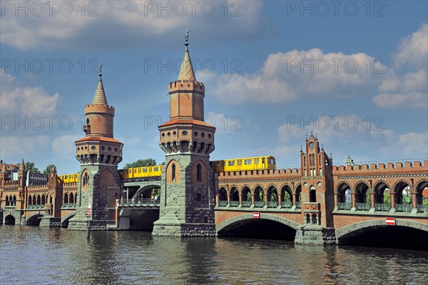 Oberbaum Bridge over the Spree