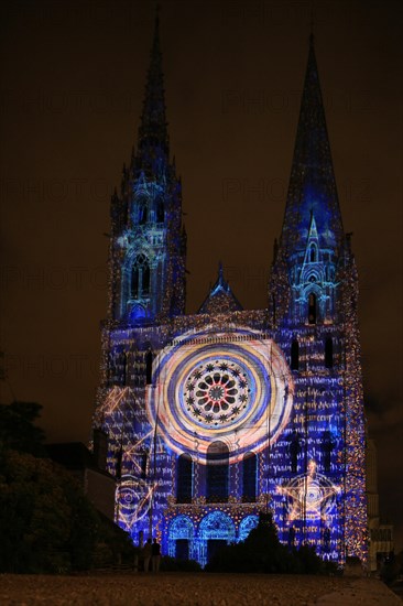 Lightshow CHARTRES EN LUMIERES