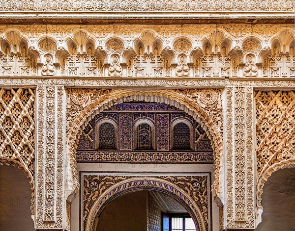 Azulejos and stucco elements in the Alcazar