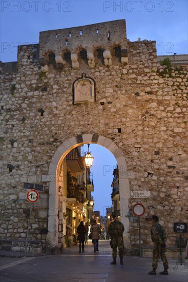 Porta Catania