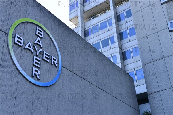 Bayer AG