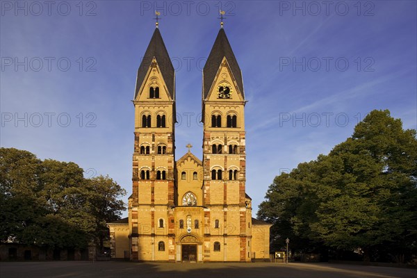 West facade of the Basilica St. Kastor