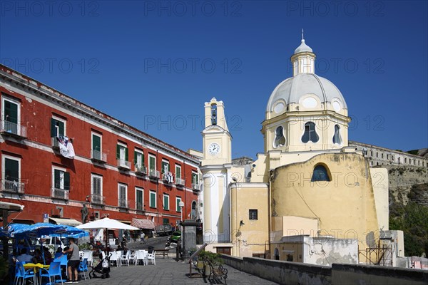 Kirche Santuario S. Maria delle Grazie Incoronata