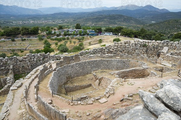 Tomb Round A