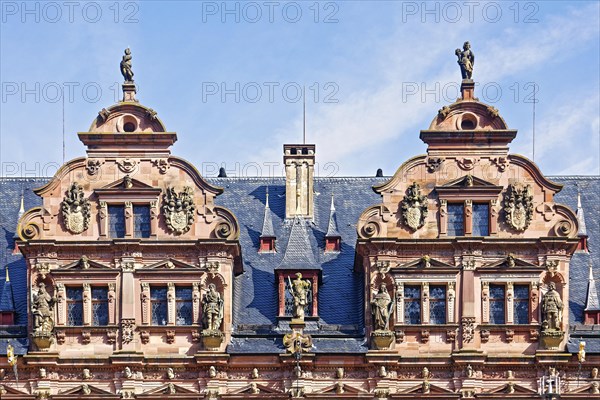 Dwarf gable on the Friedrichsbau in the castle courtyard