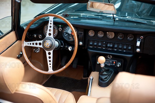 Wooden steering wheel