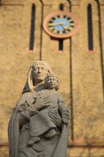 Madonna figure from the Marienbrunnen in front of the St. Marien Church in Biebrich