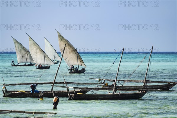 Fischerboote vor Nungwi