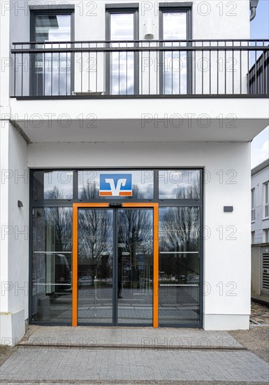 Pommersche Volksbank branch on the market square in Putbus