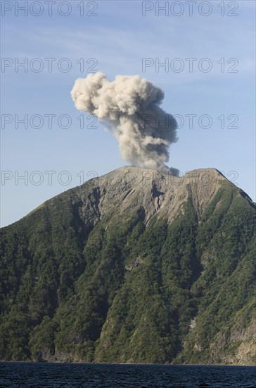 Volcanic eruption with ash cloud