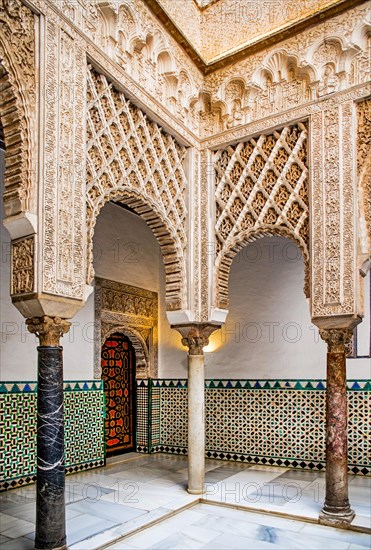 Stucco elements in the Alcazar