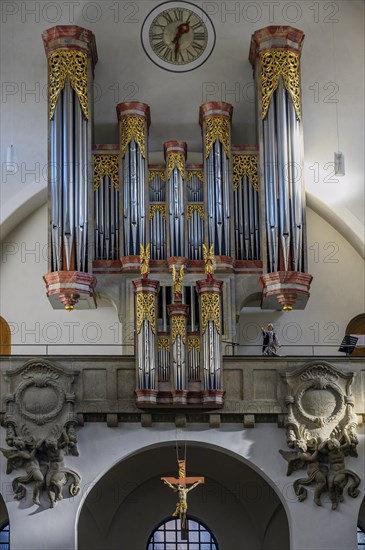 Organ and clock