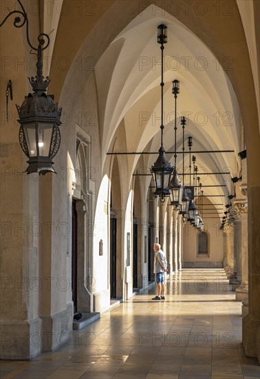 Arcades with Lanterns