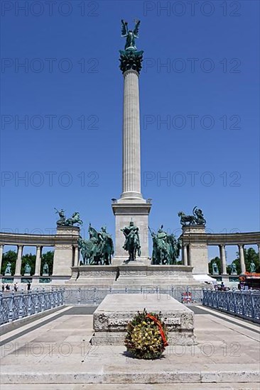 Heroes' Square