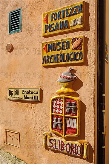 Handcrafted tourist information panels from Fortezza Pisana Museo Archeologico San Liborio