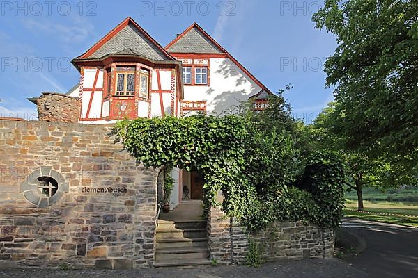 Half-timbered house from the winery and winegrower Clemens bush in Puenderich on the Moselle