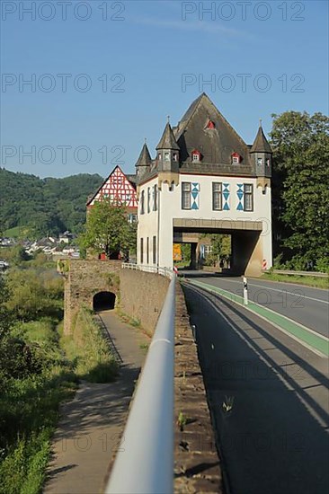 Moated castle Oberburg Schloss von der Leyen built 15th century in Gondorf