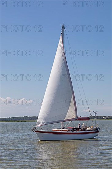 Sailing boat