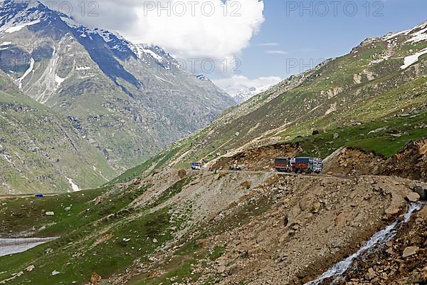 Trucks on the Rohtang Pass