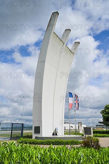 Airlift Monument