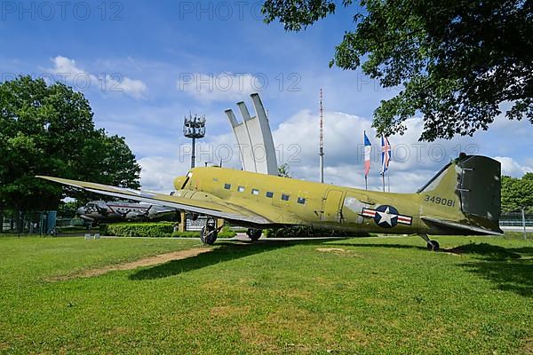 Sultana Bomber Douglas C-47 Dakota