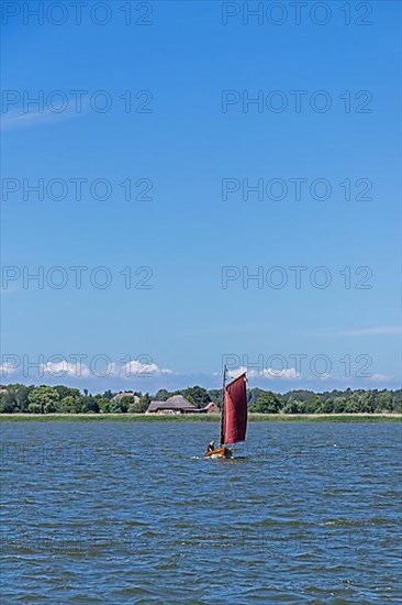 Sailing boat