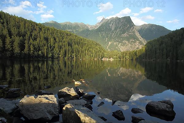 Piburger See with view of Acherkogel 3007m in Oetz