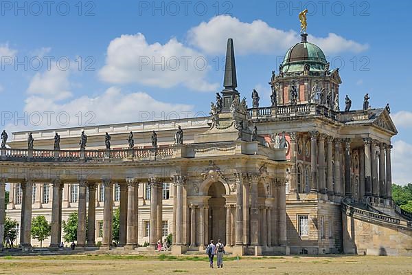 Communs am Neuen Palais