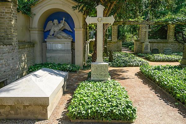 Grave Peter Joseph Lenne