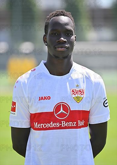 Alou Kuol VfB Stuttgart Portraittermin VfB Stuttgart 2022 2023 Licence Player Football 1. Bundesliga Men GER Stuttgart 05. 07. 2022