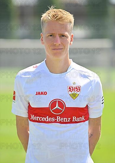 Chris Fuehrich VfB Stuttgart Portraittermin VfB Stuttgart 2022 2023 Licence Player Football 1. Bundesliga Men GER Stuttgart 05. 07. 2022