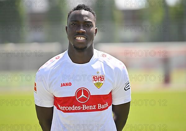 Silas Mvumpa Katompa VfB Stuttgart Portraittermin VfB Stuttgart 2022 2023 Licence Player Football 1. Bundesliga Men GER Stuttgart 05. 07. 2022