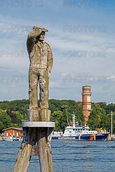 Fiete Statue