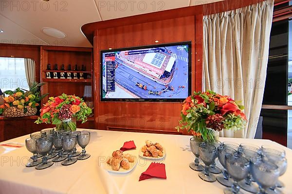 Salon of the motor yacht Baron Trenck