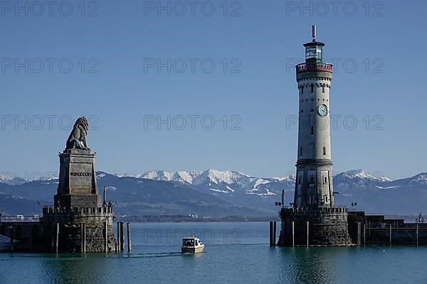 Harbour entrance with New Lighthouse and Bavarian Lion