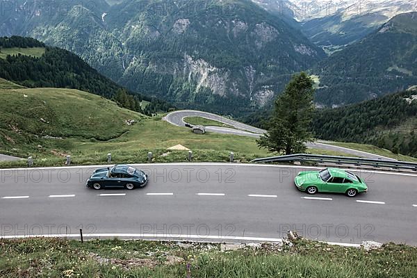 Classic cars left Porsche 356