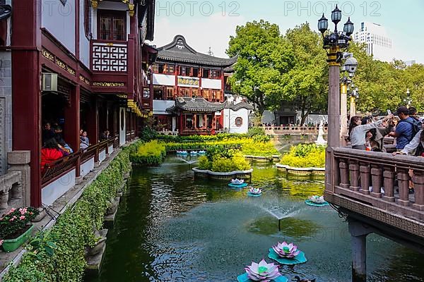 Yuyuan Bazaar and Garden