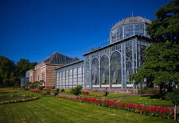 Moorish country house with garden