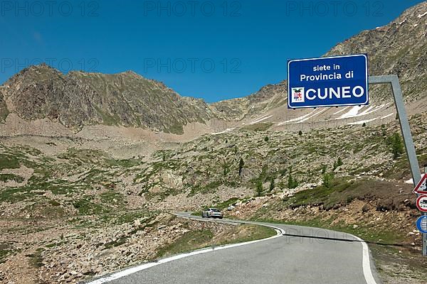 Porsche GT3 sports car crosses 2350 metre high Passo Lombarda pass on French-Italian border