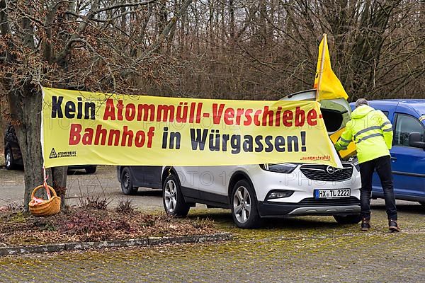 Banner against transport of nuclear waste