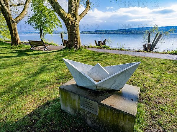 Ship sculpture 'Aufbruch' by Carnel Hutter