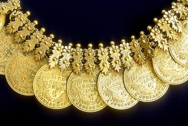 Gold coin necklace