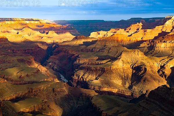 Morning at Lipan Point