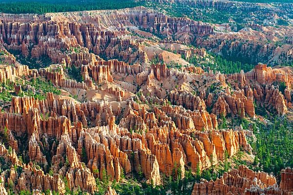 Rock formations and hoodoos