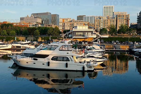 Boats in the Old Port