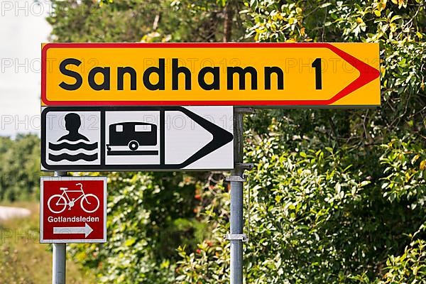 Direction sign to Sandhamn