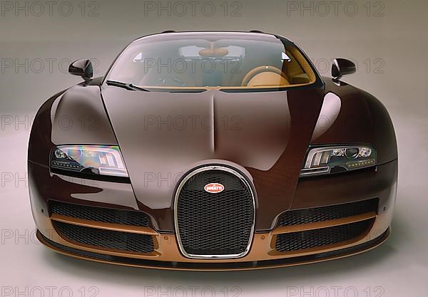 Sports car special model Rembrandt Bugatti from the series Les Legendes de Bugatti. The model