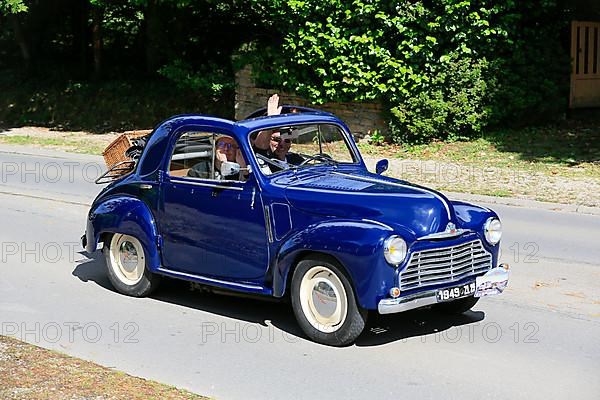 Simca 6 Convertible