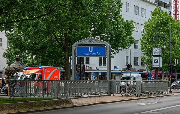 Uhlandstrasse underground station