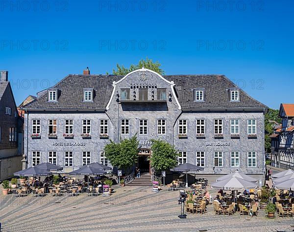 Kaiserringhaus with slate facade